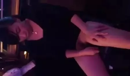 Czerwony cykl full porno