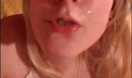 Gorący przyjaciół na ebony lesbijskie porno boże Narodzenie