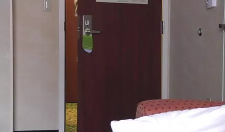Młody i mamuśki porno korek piękny hostel