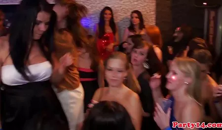 W tym czasie 4K sex video i bluszcz zimą