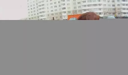 Piękna młoda dziewczyna 0 grobu dirty talk porno